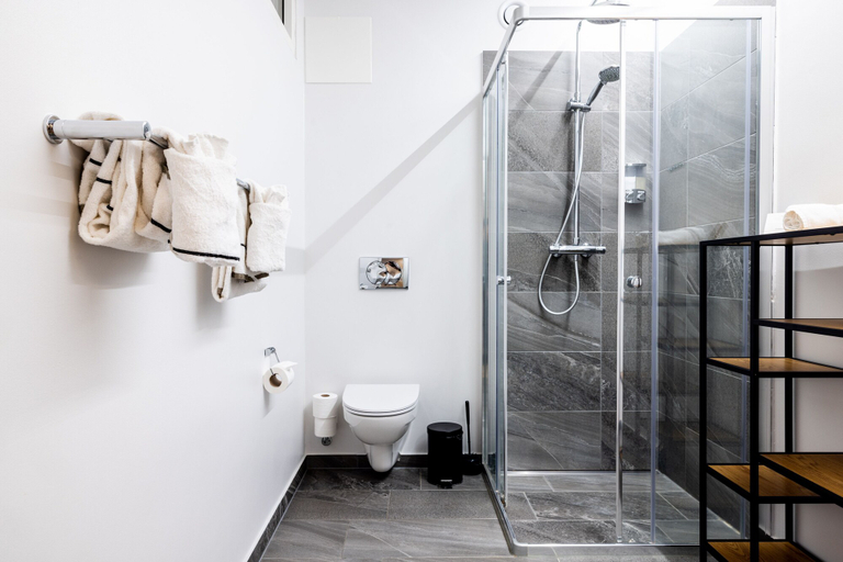 Bathroom 5, Hotel Sønderborg Kaserne, Sønderborg