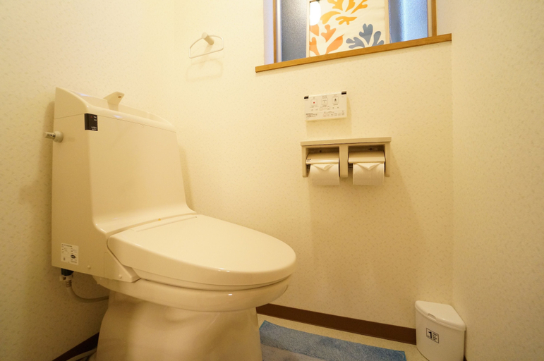 Bathroom 3, Rainbow Takayama Private House, Takayama