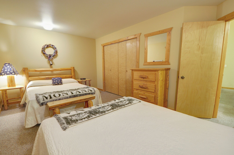 Bedroom 3, Paddle Ridge, Flathead