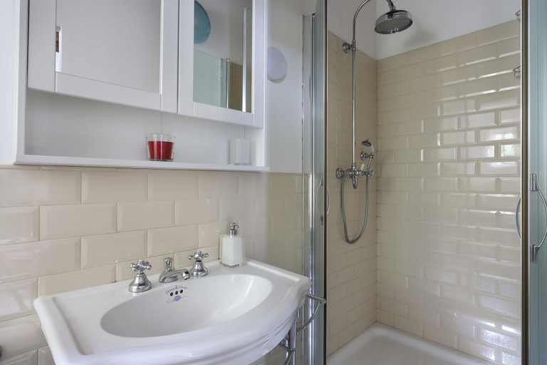Bathroom 3, Oltrarno Modern Apartment in Florence, Florence