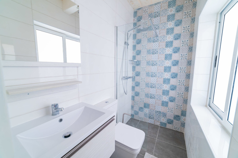 Bathroom 4, Central Valletta Townhouse