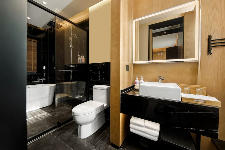 Bathroom 4, Blossom Hill Hotel Xuzhou Huilongwo, Xuzhou
