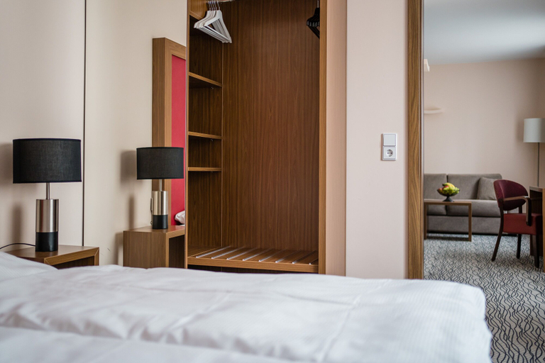 Bedroom 3, Point Hotel Apartments & Rooms, Dresden