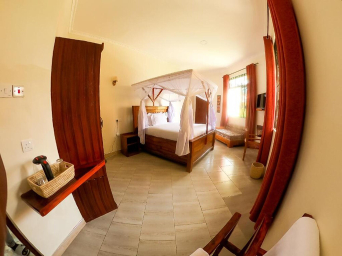 Bedroom 3, Sandmark Hotel Serengeti, Busega