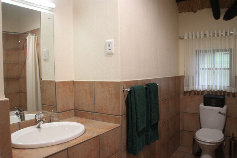 Bathroom 3, Fairways Self Catering, Sisonke