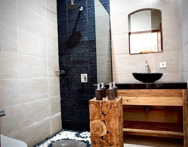 Bathroom 4, Homayoon Villa, Gianyar