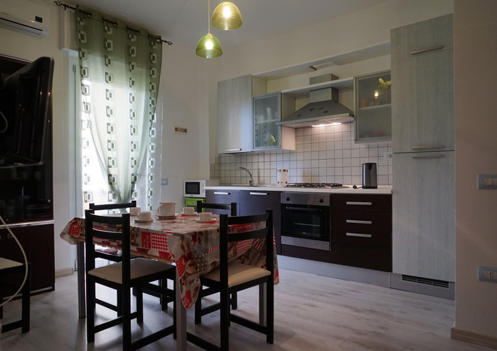 Others 5, Casa Sogliola, Sassari