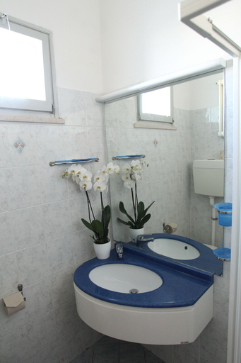 Bathroom 3, Hotel Giorg - WaterPark Free Entrance, Rimini