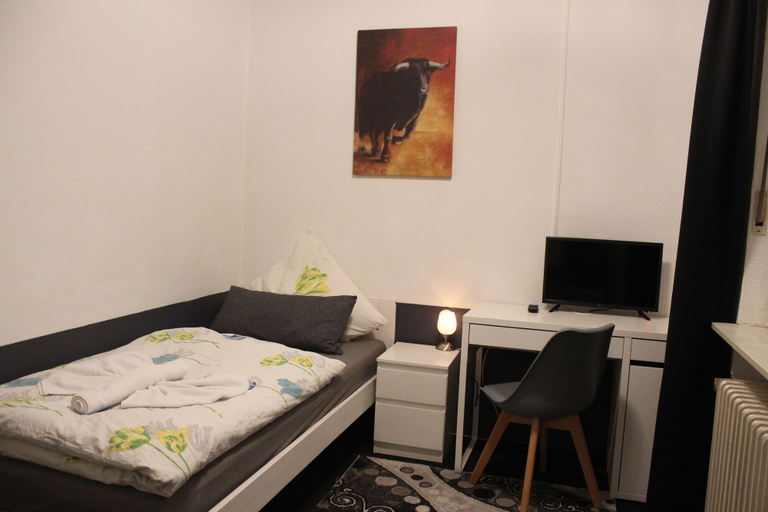 Bedroom 3, Waldhotel Pfeiferhaus, Bayreuth