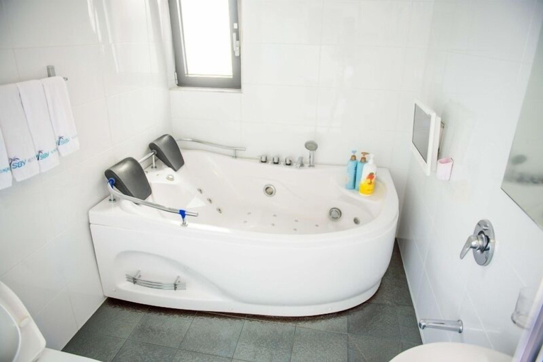 Bathroom 4, Visby Jeju Palm Village, Seogwipo