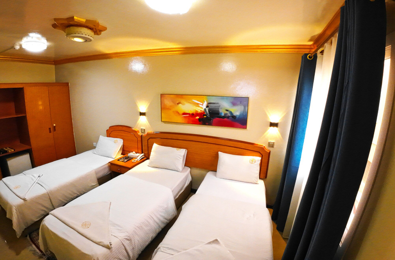 Bedroom 5, Maaeen Hotel, Dubai