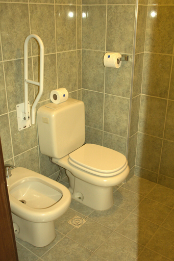 Bathroom 4, Arapey Thermal Resort & Spa, n.a13