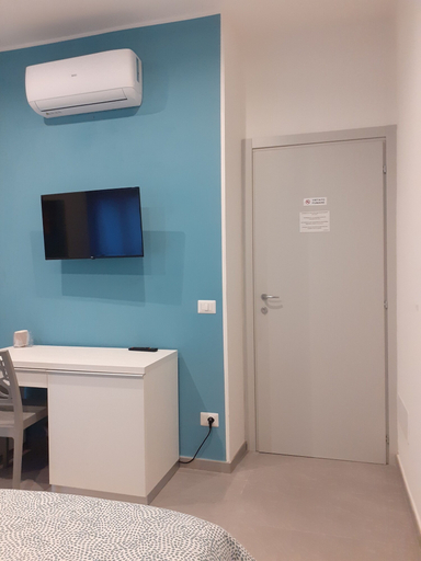 Bedroom 3, Royal Room & Breakfast, Modena