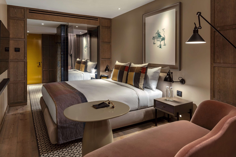 Bedroom 3, The Londoner, London