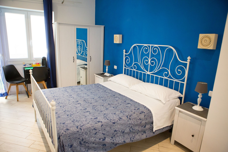 Bedroom 4, Lanzies Guesthouse, Rome