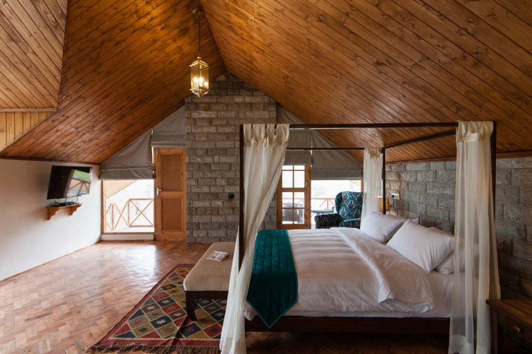 Bedroom 3, Larisa Resort, Manali, Kullu