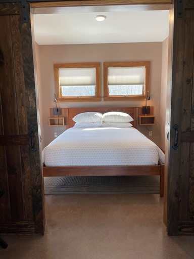 Bedroom 2, Fat Sheep Farm & Cabins, Windsor