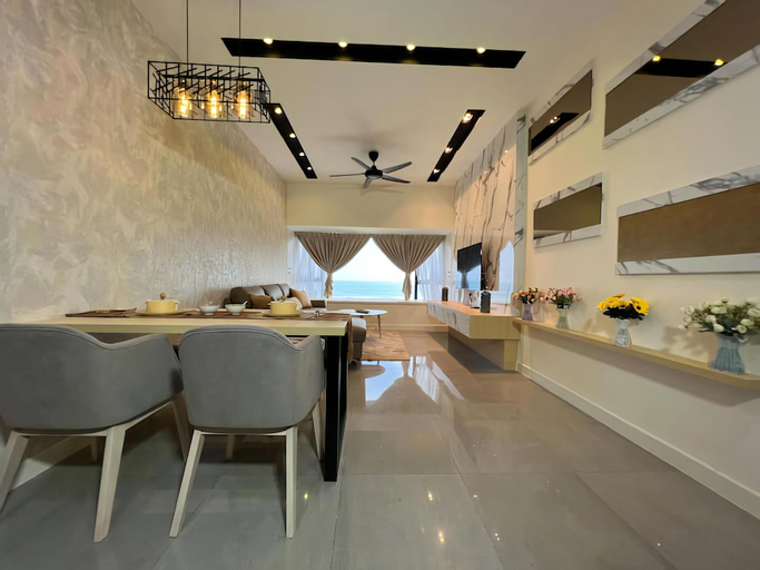 Dining Room 6