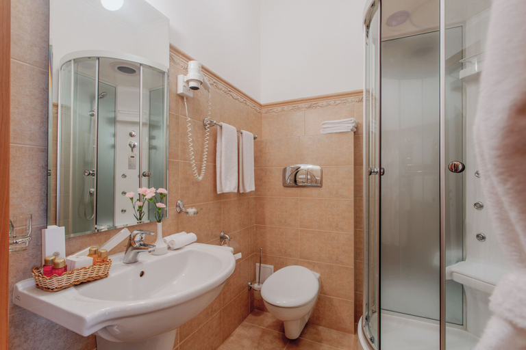 Bathroom 3, Business-Hotel Kupecheski, Krasnoyarsk