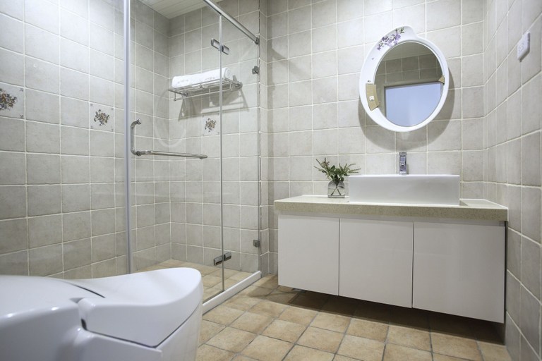 Bathroom 4, Yo Shen Jing Resort, Nantou