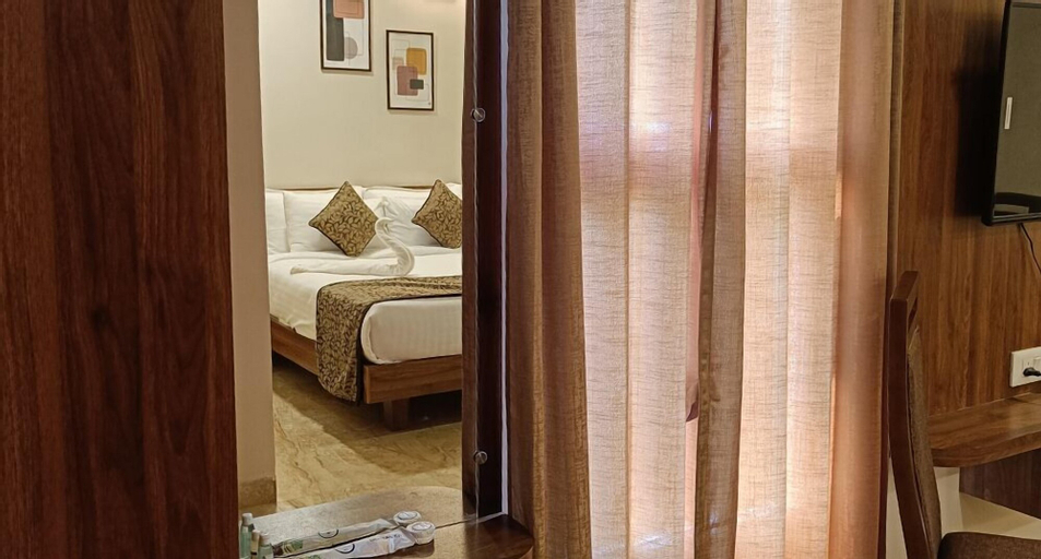 Bedroom 8