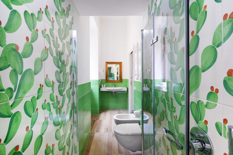 Bathroom 4, Casa 80, Napoli