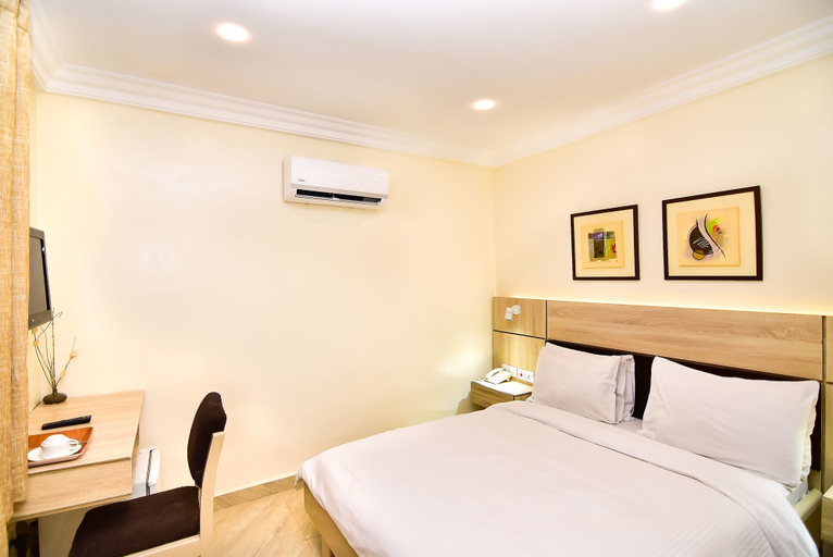 Bedroom 4, Pearl Gate Hotel, AbujaMun