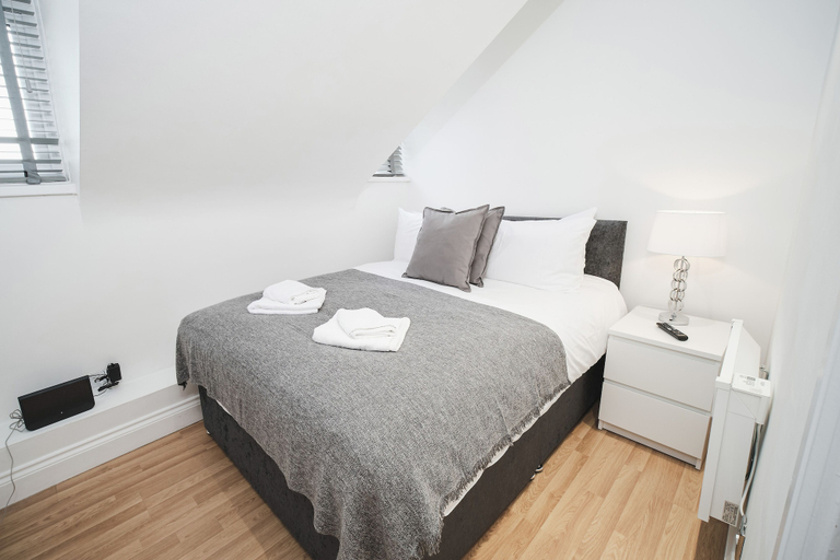 Bedroom 3, Flat 5 - 61 Old Dover Road, Kent
