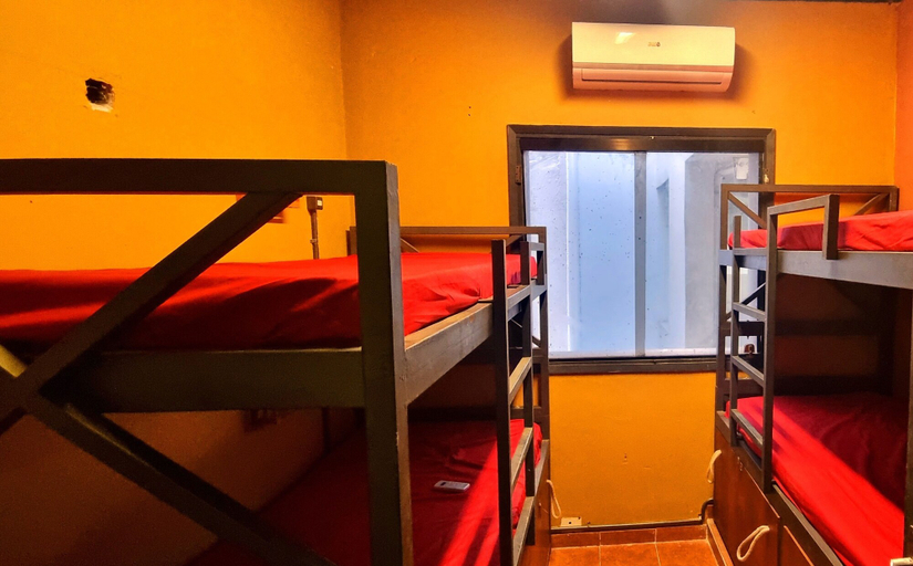 Bedroom 2, Circo Hostel, Asunción