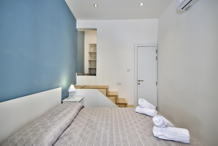 Bedroom 3, Borgo Suites - Self Catering Apartments - Valletta - by Tritoni Hotels