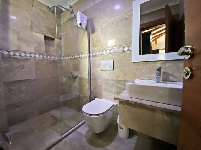 Bathroom, Fethiye Patara 2 Titanic Villa, Fethiye