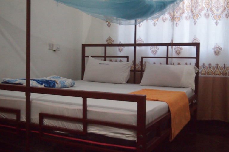 Bedroom 2, Makuna lodge, Moshi Urban
