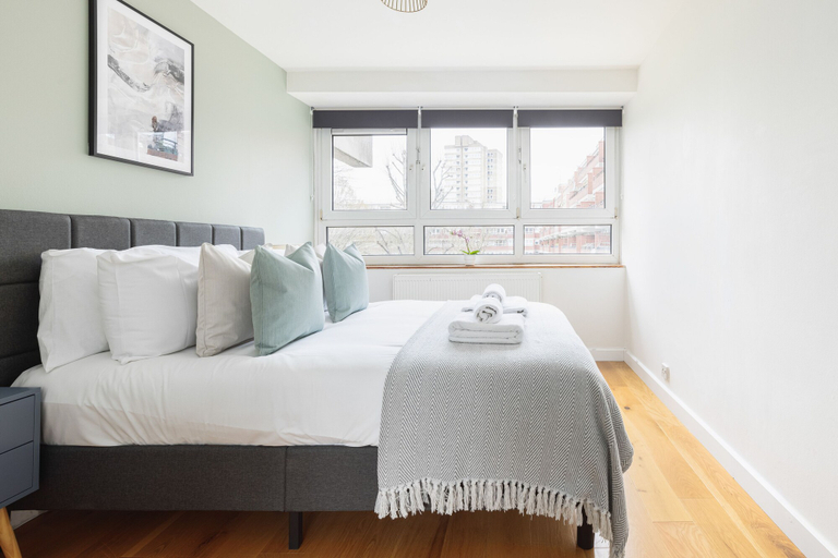 Bedroom 3, Amazing Flat in Battersea, London