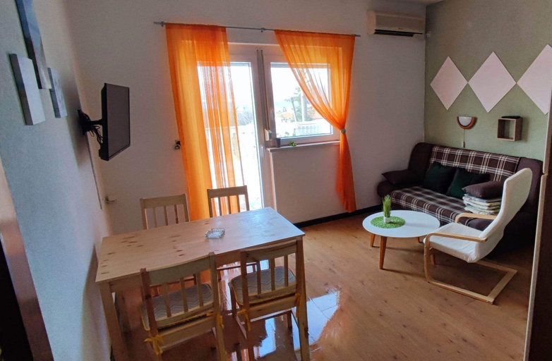 Others 4, Apartments Berny, Malinska-Dubašnica