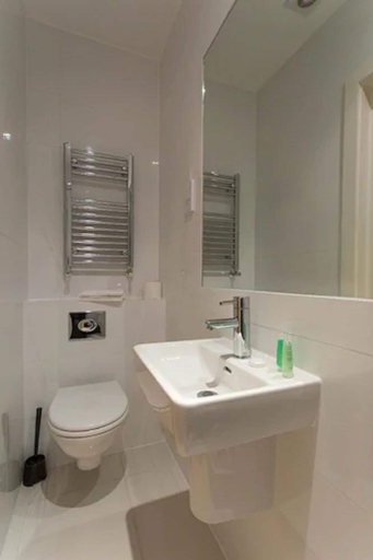 Bathroom 3, Notting Hill Serviced Apartments by Concept Apartments, London