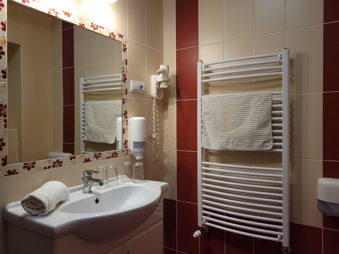 Bathroom 5, Balaton Colors Beach Hotel, Siófok