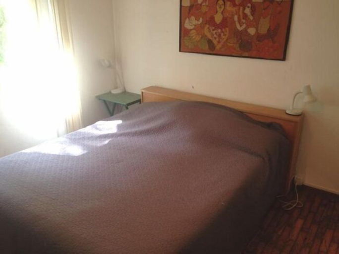 Bedroom 2, San Michele, Genova