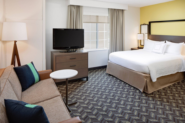 Bedroom 3, Residence Inn by Marriott Tysons, Fairfax