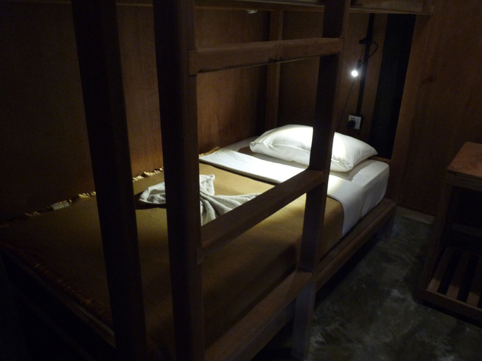 Bedroom 3, Hardwood Lodge - Hostel, Taunggye
