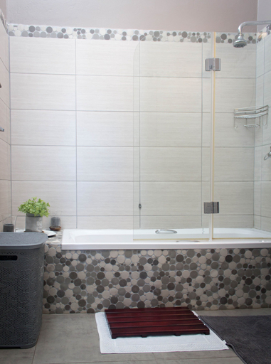 Bathroom 3, The Vintage Crane Guesthouse, Overberg