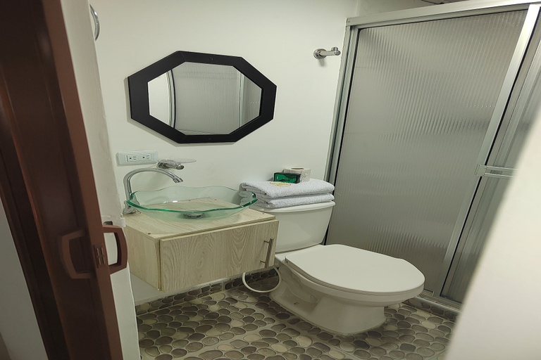 Bathroom 4, Ayenda Gold House, Santafé de Bogotá