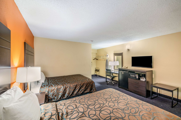 Bedroom 3, Americas Best Value Inn Giddings, Lee