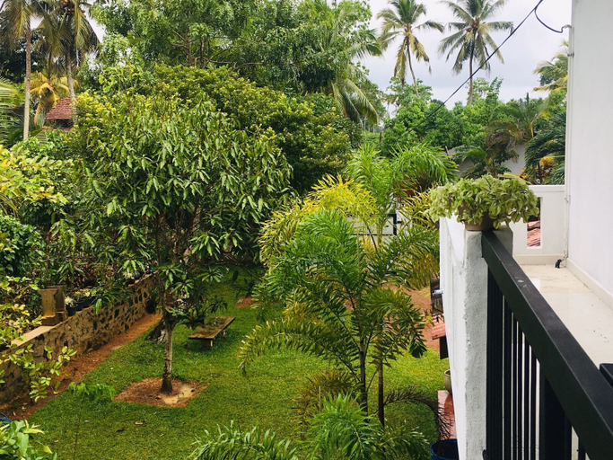 Others 2, sathis villa, Hikkaduwa