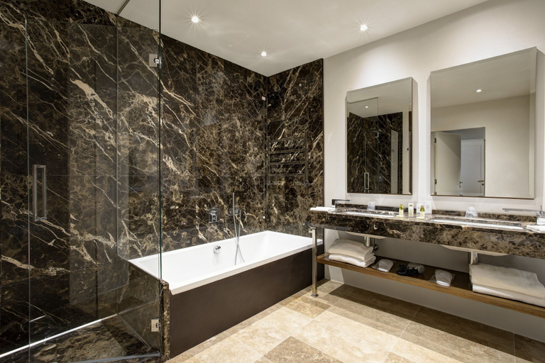 Bathroom 4, Hotel Orto de’ Medici, Florence