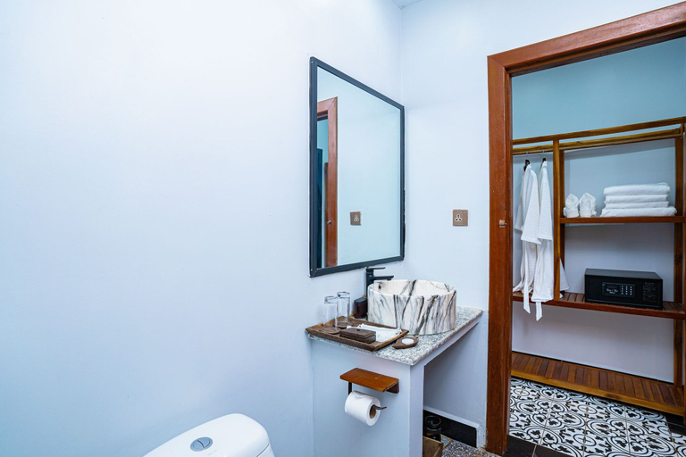 Bathroom 5, KAMPOT SWEET BOUTIQUE, Kampot