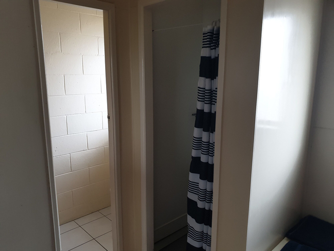 Others 5, Castletown Motel, Horowhenua