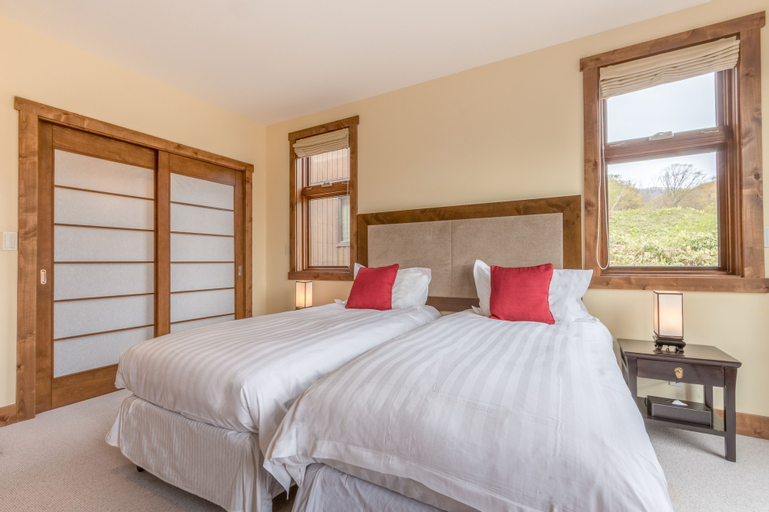 Bedroom 3, Yukimi 2, Kutchan