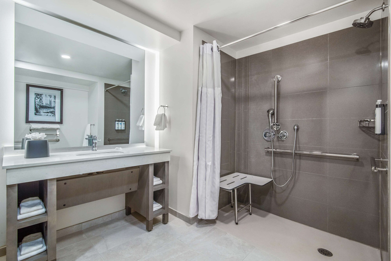 Bathroom 4, Hyatt House Sacramento/Midtown, Sacramento