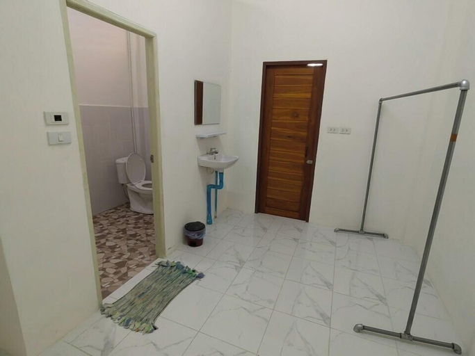 Bedroom 15
