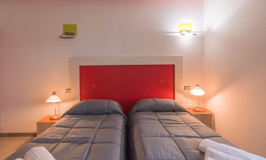 Bedroom 3, Delta rooms, Olbia-Tempio